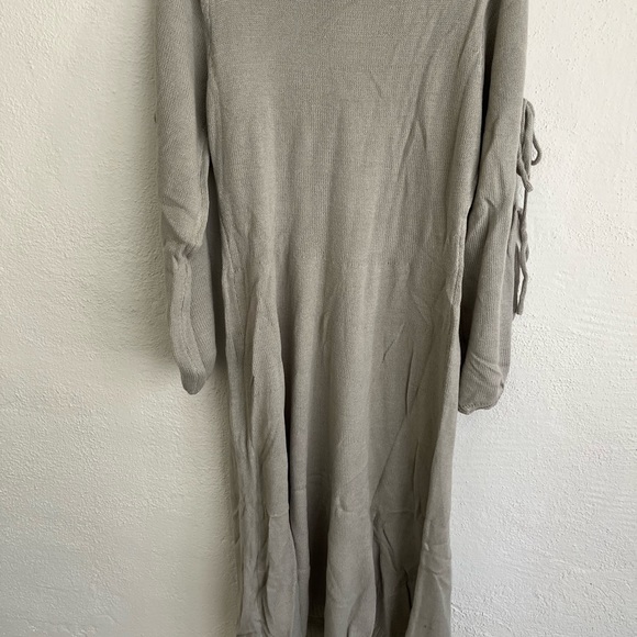 Zeagoo Woman Gray Long Sleeve Side Slit Long Sweater Dress, Size XL - Picture 7 of 9